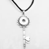 Necklace Pendant moon flower tree cross Vintage 18mm snap button jewelry